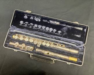 Artley Flute #18-0 In Case
