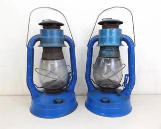2 Vintage Deitz #8 Air Pilot Oil Lanterns
