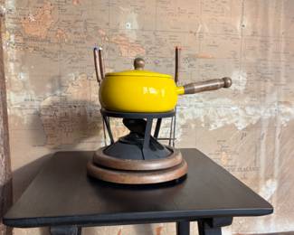 Fondue Pot