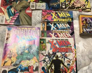 Lot Of 8 XMen Comics With 4 Metal Cards