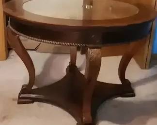 Web Antique Table