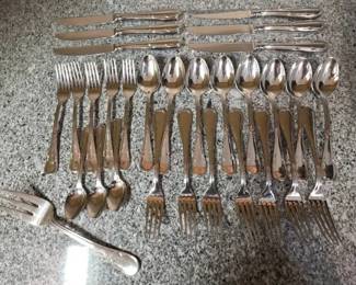 Mikasa Wellington Incomplete Set