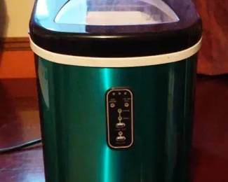 Tramontina Ice Maker