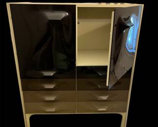 Raymond Loewy Df2000 Dresser Cabinet for Doubinsky Freres c. 1960s