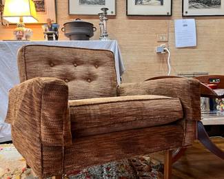 Mid-century armchair in the style of Adrian Pearsall