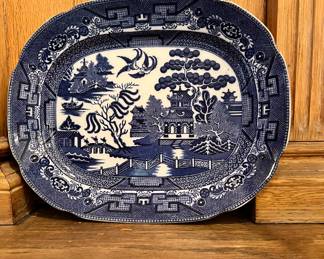 Blue Willow platter, English, 1870’s