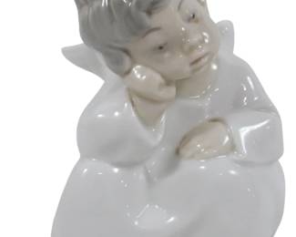 77 - Lladro Figurine 4"
