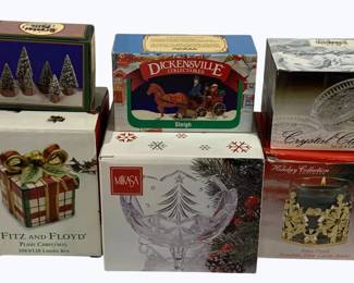4143 - 6 Assorted Decorative Items in Boxes
