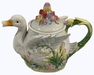 4033 - Home Accents Duck Teapot 9 x 9
