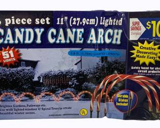 2099 - 3pc Set Candy Cane Arch - in box as-is electric/electronic/mechanical item - no guarantee all components, untested
