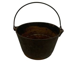 2341 - Cast Iron Pot w/ Handle 5.5 x 10

