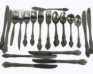 4157 - 40pc Flatware Set
