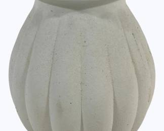 2557 - Frosted Vase 9"
