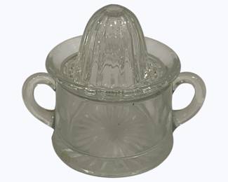 4229 - Glass Juicer w/ measuring cup - 5 x 4.5
