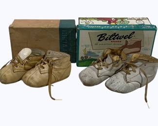 3096 - 2 Pair Baby Shoes in Boxes
