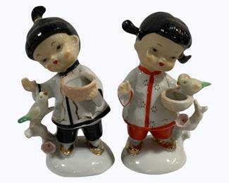 4002 - Pair Oriental Figurines 5"
