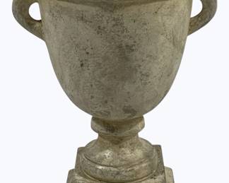 4096 - Wooden Urn Vase 11 x 8
