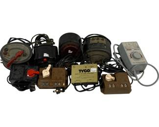 2386 - Lot of Model Train Transformers used as-is electric/electronic/mechanical item - no guarantee all components, untested
