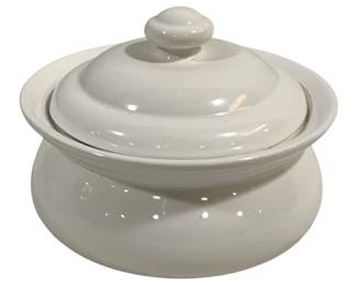 1899 - Pfaltzgraff Covered Dish 7 x 8, crack in lid
