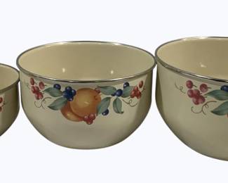4199 - 3 Enamelware Mixing Bowls 6", 7" & 8" round

