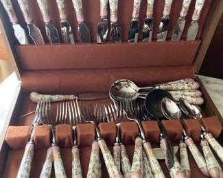 A.E. Lewis & Co Sheffield Porcelain & Enamel