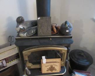 Vintage French tourist booklets, duck decoys, European brass plaque