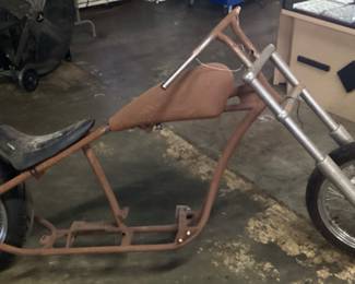 CAROLINA CUSTOM RIGID ROLLING CHASSIS w REAR AVON 18in TIRE 250/40R18 & FRONT AVON 21in TIRE 90/90H21