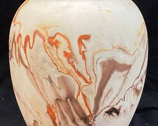 VTG. NEMADJI NATIVE AMERICAN POTTERY VASE