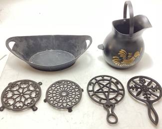 VTG. CAST IRON TRIVETS w SMALL PALE AND PITCHER
