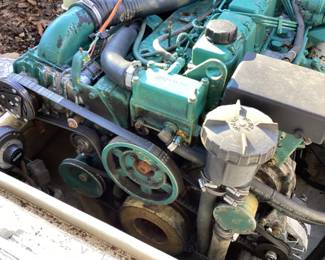 23ft 1995 PARKER OFFSHORE TRAWLER FISHING BOAT w CABIN & DUAL AXLE MAGIC TILT TRAILER, SOFT TOP BIMINI SHADE, VOLVO DIESEL INBOARD ENGINE, BOAT NEEDS SOME DETAILING & TUNE UP, NEEDS NEW BATTERY, ELECTRICAL PANEL NEEDS WORK