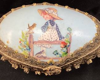 VTG. FABERGE STYLE HAND DECORATED LITTLE REDHEAD GIRL DESIGN OSTRICH EGG, LINED TRINKET BOX, FLORAL GOLD ACCENTS, ORNATE GOLD TONE STAND, 3.5in H, ONE OF A KIND NO SHIPPING PICKUP ONLY