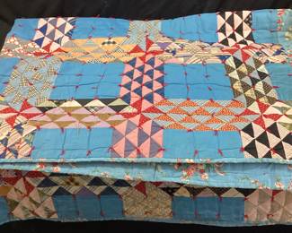 VTG. PATCHWORK QUILTED COVERLET