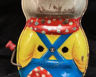 1950s MATTEL TIN LITHO WIND UP MUSICAL PETER COTTONTAIL TOY, MECHANISM IS NOT WORKING