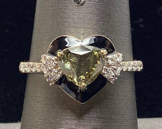 14KT YELLOW GOLD ALEXANDRITE & DIAMOND RING, SIZE 7, 1.16ct ALEXANDRITE, 0.23cts DIAMONDS, 2.9g TOTAL WEIGHT, G.I.A. CERTIFIED COLOR CHANGE ALEXANDRITE, AIGL APPRAISAL $15,705.00