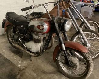 1964 BSA A65 THUNDERBOLT MOTORCYCLE, 650cc