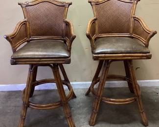 PAIR OF HOOKER FURNITURE RATTAN BAR STOOLS NO SHIPPING PICKUP ONLY