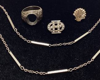 14KT & 10KT YELLOW SCRAP GOLD, 8.1g &1.4g TOTAL 14KT: CLASS RING, SHELL EARRING & BRACELET, 8.1g TOTAL WEIGHT 10KT: SORORITY PIN, 1.4g TOTAL WEIGHT