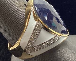 18KT YELLOW GOLD SAPPHIRE & DIAMOND RING, SIZE 7.75, 9.38ct SAPPHIRE, 0.42cts DIAMONDS, 13.6g TOTAL WEIGHT, AIGL APPRAISAL $17,350.00