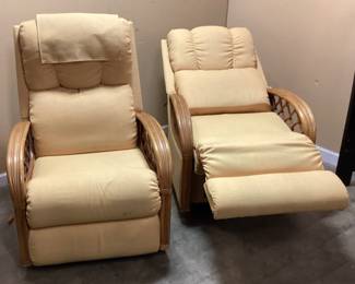 PAIR OF LA-Z-BOY PALM BEACH RATTAN ROCKER RECLINERS, YELLOW COLOR IS BRIGHTER IN PERSON NO SHIPPING PICKUP ONLY