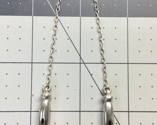 ANTIQUE STERLING BABY BIB CLIPS THIS EARLY 20TH CENTURY WEBSTER CO. STERLING SILVER BABY BIB CLIPS ARE AS VINTAGE AS IT COMES WEIGHING 7.16 GRAMS. IT FEATURES THE ICONIC TRADEMARK CIRCLE W AND FEATHERED ARROW THRU.