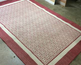 MULTI COLORED AREA RUG NO SHIPPING PICKUP ONLY