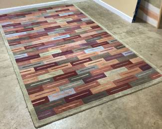 MULTI COLORED AREA RUG NO SHIPPING PICKUP ONLY