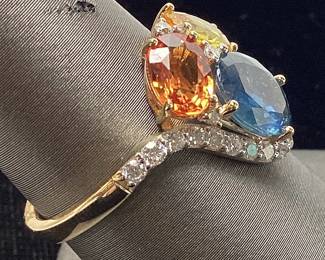 14KT YELLOW GOLD MULTI COLOR SAPPHIRE & DIAMOND RING, SIZE 7.25, 4.23cts SAPPHIRES, 0.44cts DIAMONDS, 4g TOTAL WEIGHT, IAS APPRAISAL $6,910.00