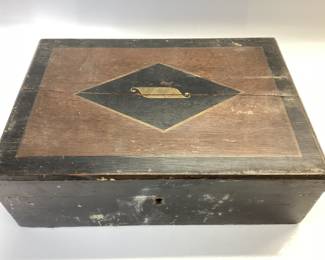ANTIQUE 19TH CENTURY TRAVELING WRITING SLOPE LAP DESK