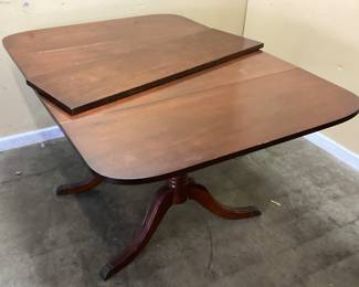 MID CENTURY MAHOGANY DROP LEAF DINING TABLE w PULL PIN SEPARATION FOR LEAF NO SHIPPING PICKUP ONLY