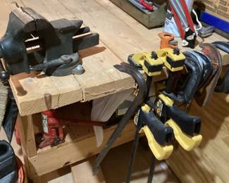 QuickGrip ClampsHeavyDuty Bench ViseCclamps $9 EaJPG