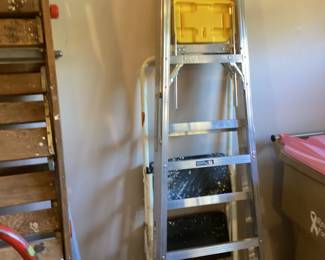 multi position folding aluminum ladder