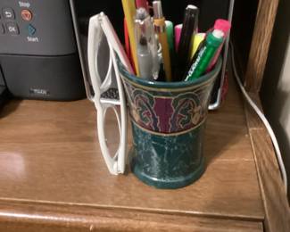 Pen Holder with Marbled DesignWhite Sunglasses
