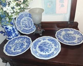 Blue Willow plates