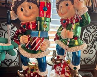 CHRISTMAS ELVES DECOR